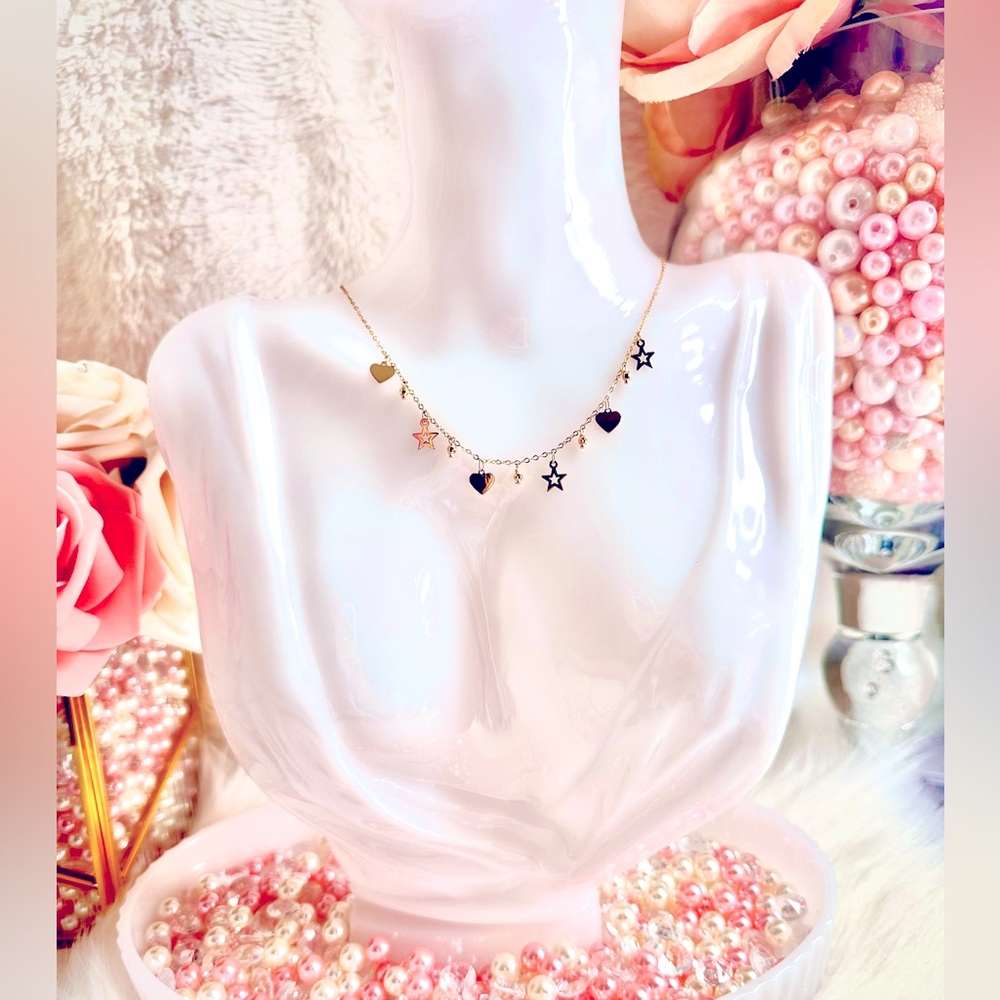 Heart and Star Station Necklace 💛 Real 18 Karat Solid Gold Jewelry 💛 - Picture 2 of 6